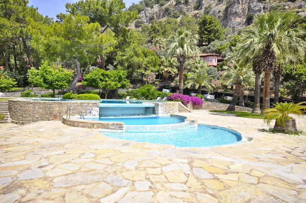Swimming pool