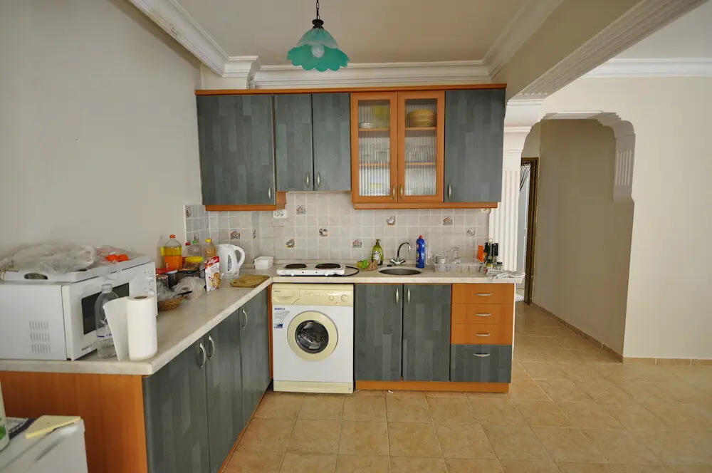 Fitted kitchen