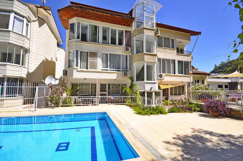 Flat in Karagozler