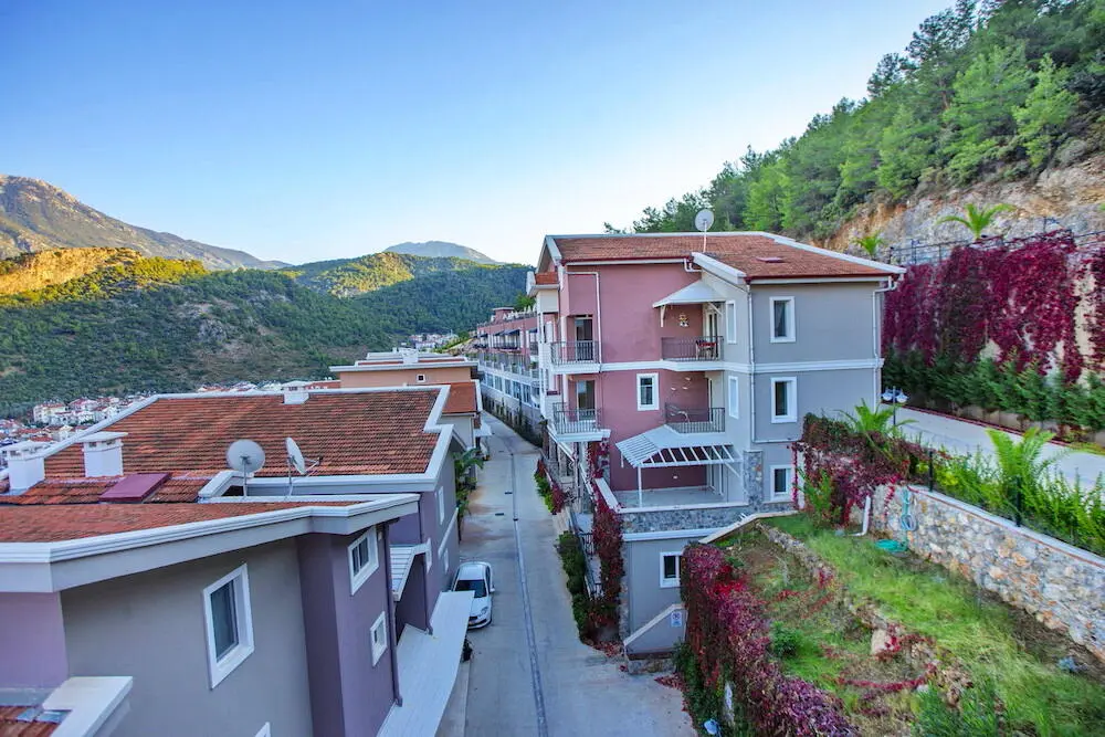 Real estate in Deliktas