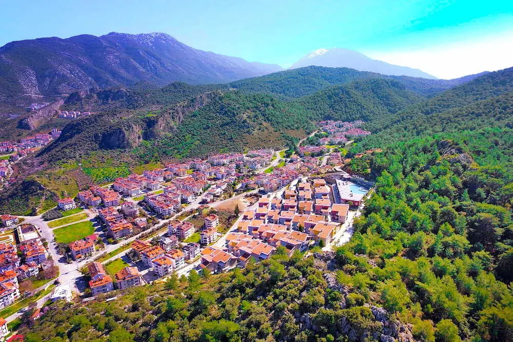 Complex in Deliktas