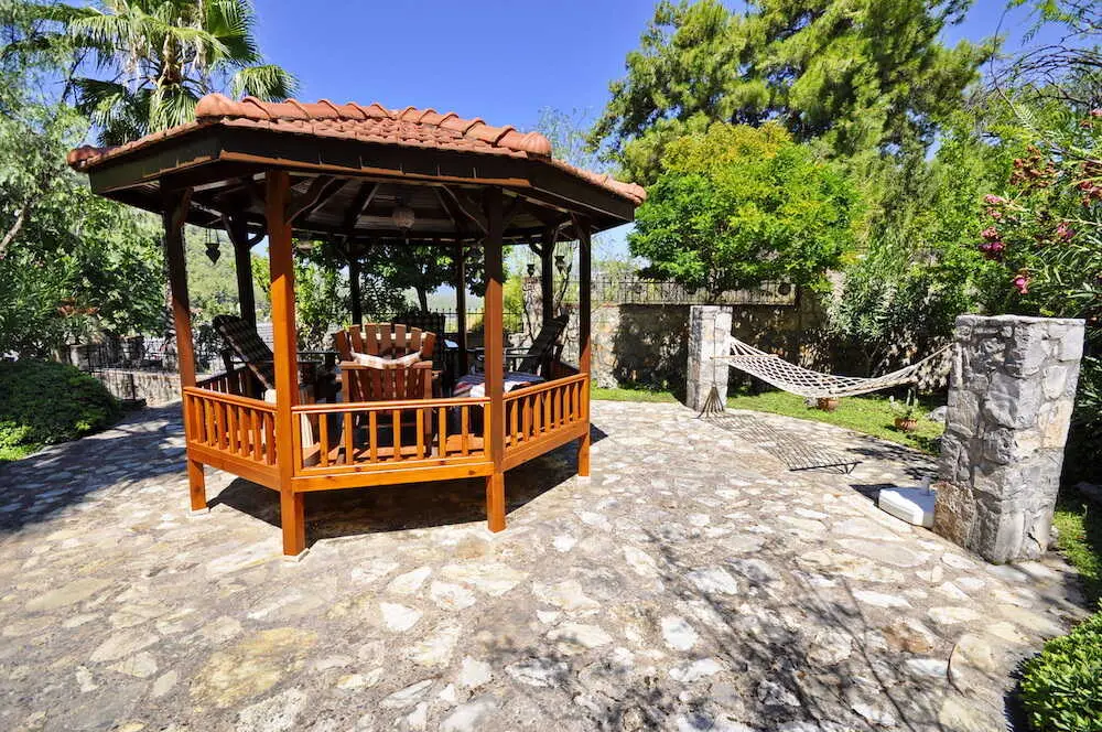Real estate in Uzumlu