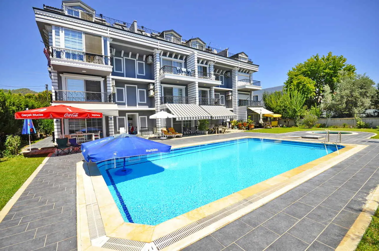 Apartment in Calis