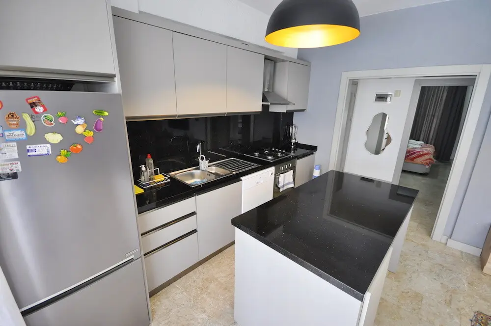 Fitted kitchen