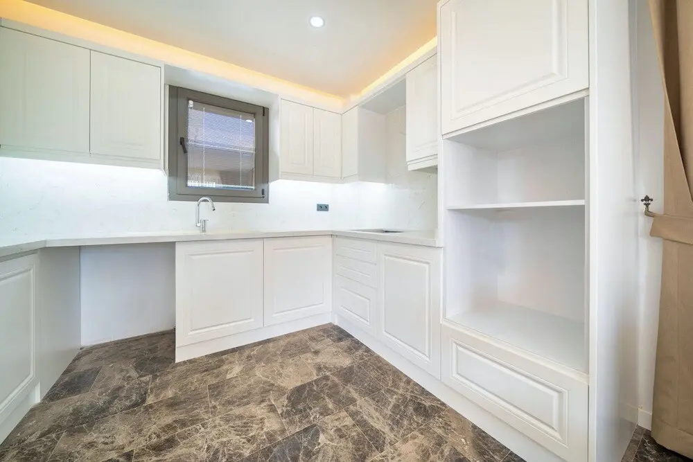 Modern kitchen