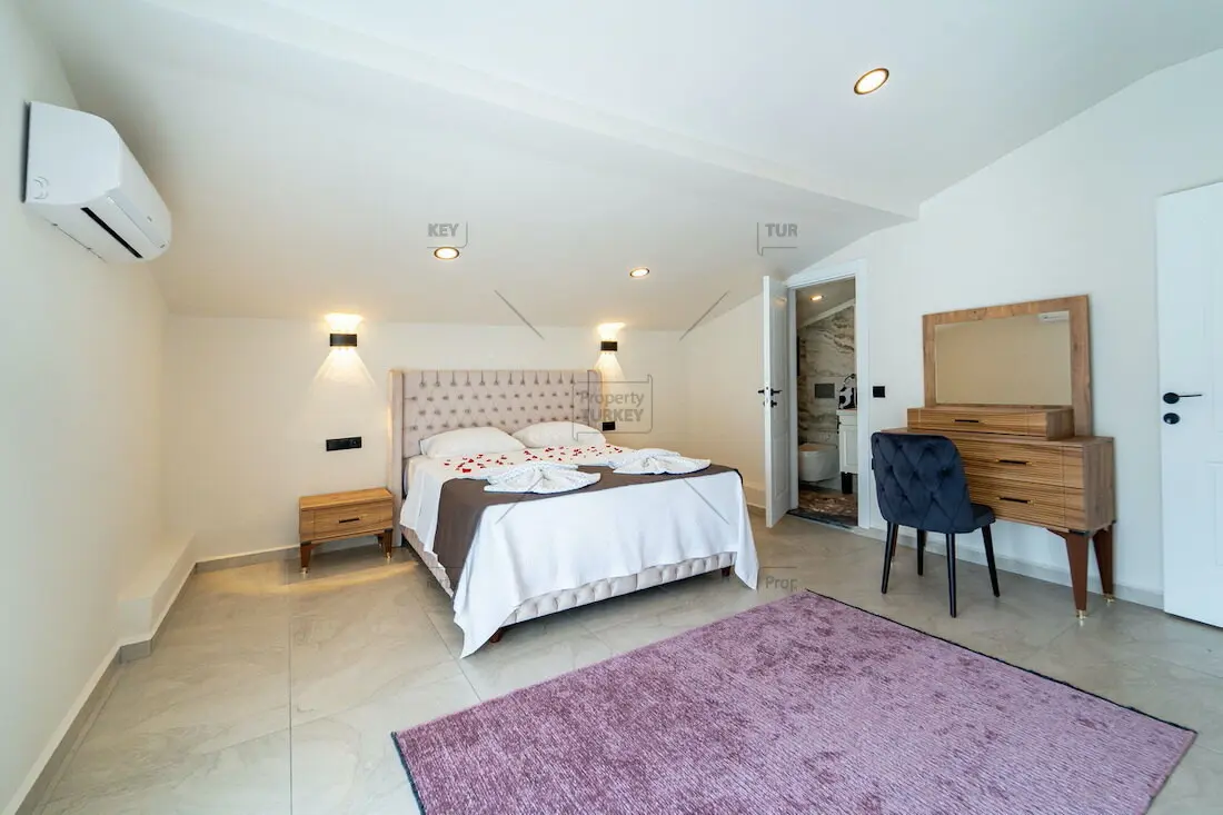 Master room