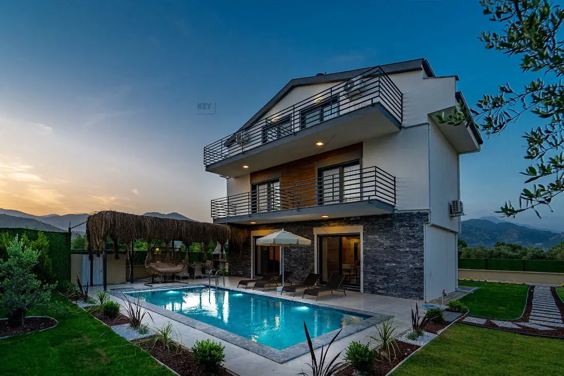 Home in Uzumlu