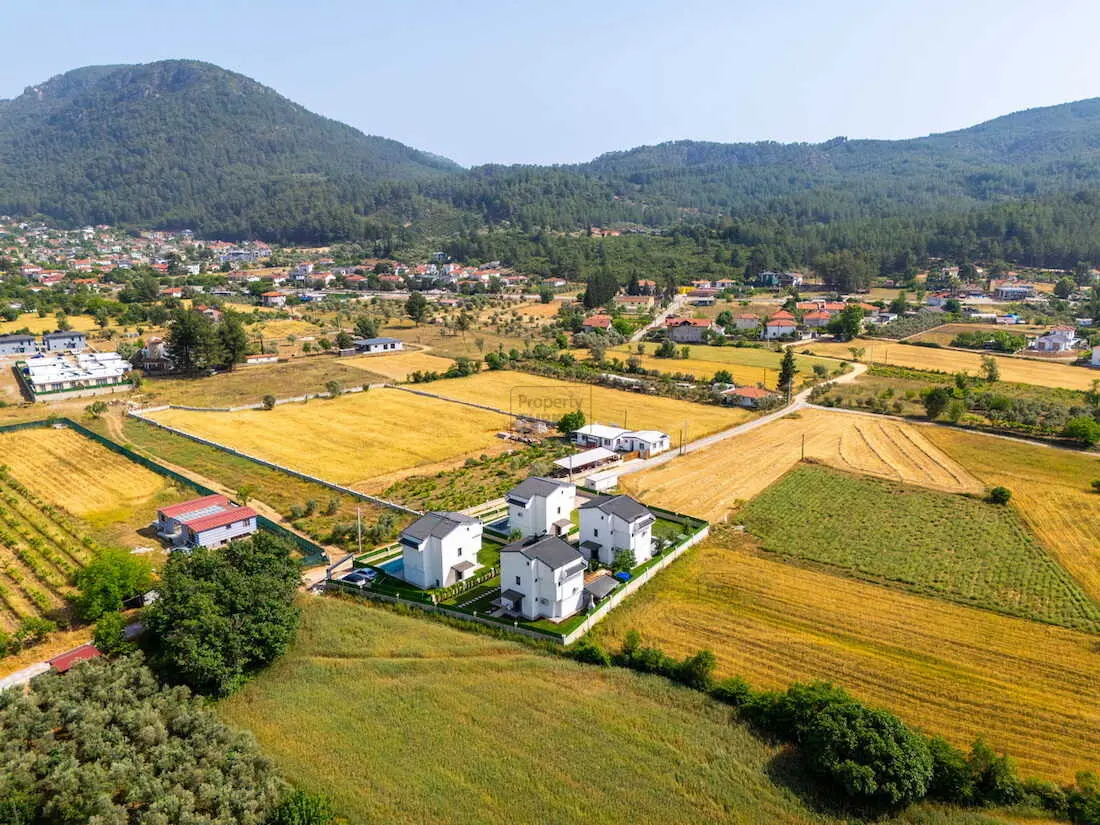 Homes in Uzumlu